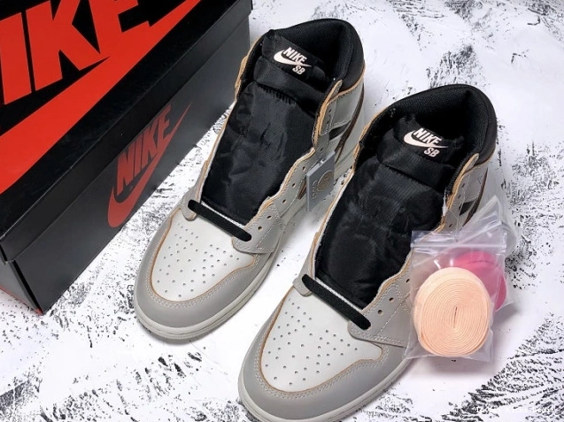 x OG Air SB 1 Nike Bone Light Jordan High CD6578-006 0820